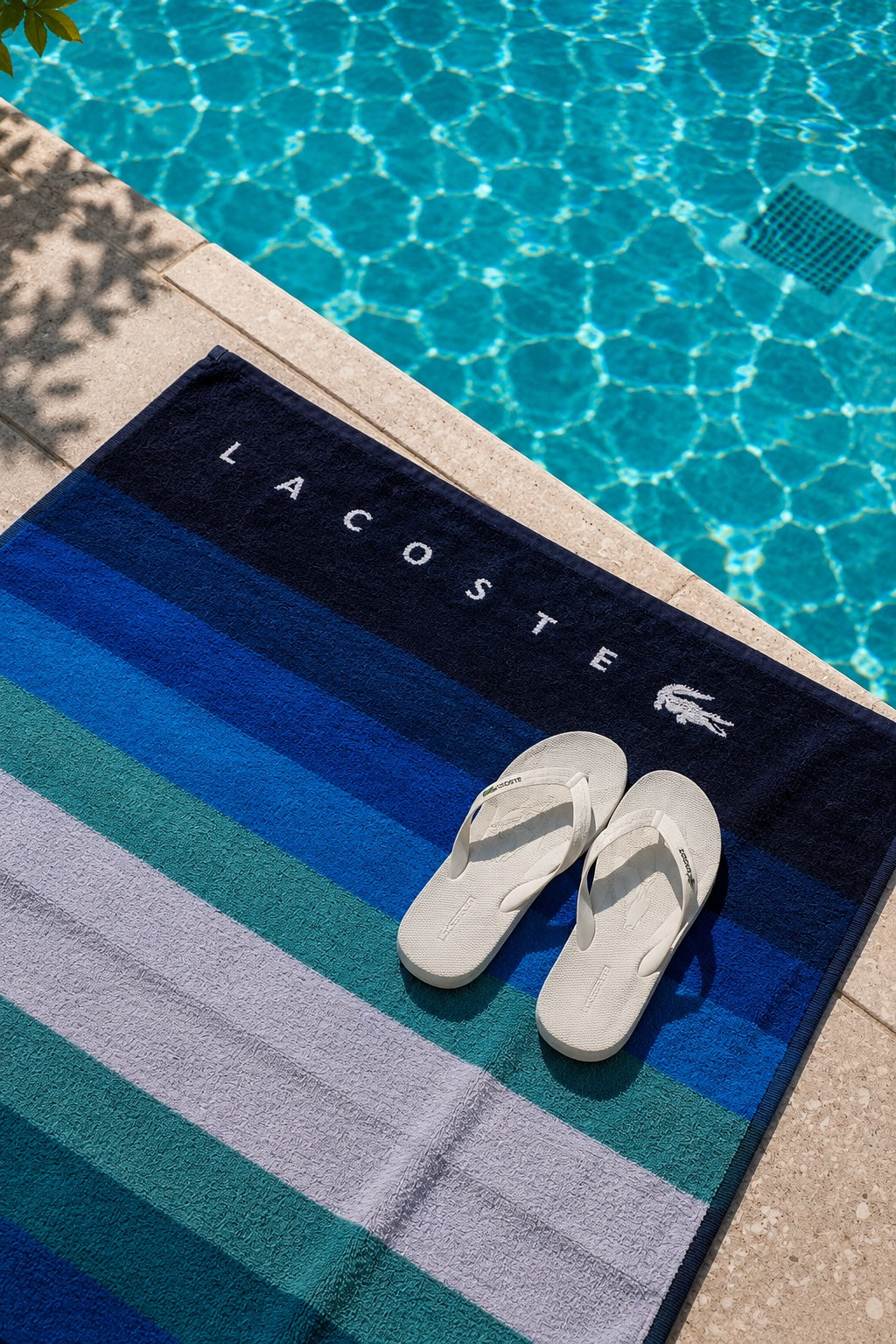 Serviette de plage Bleu Lagoon piscine